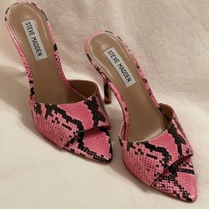 Steve Madden Feisty Heels